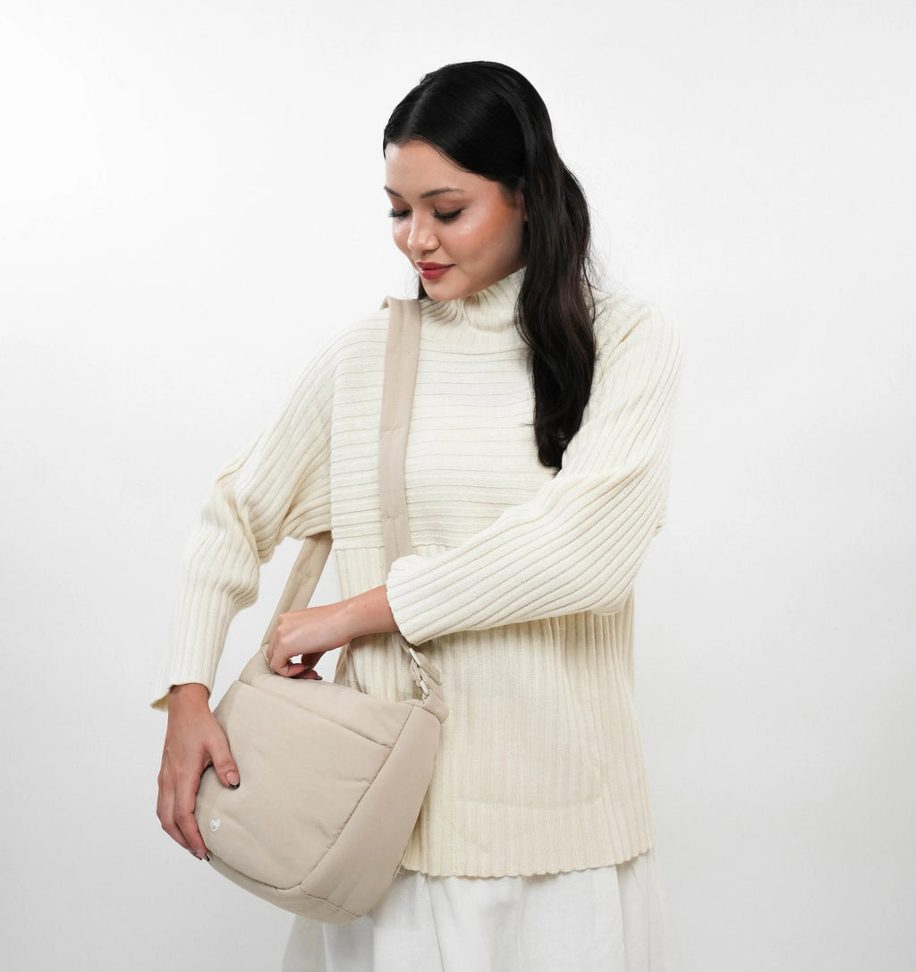 Aire Crossbody